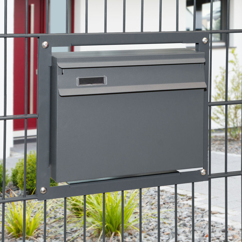 Zaunbriefkasten